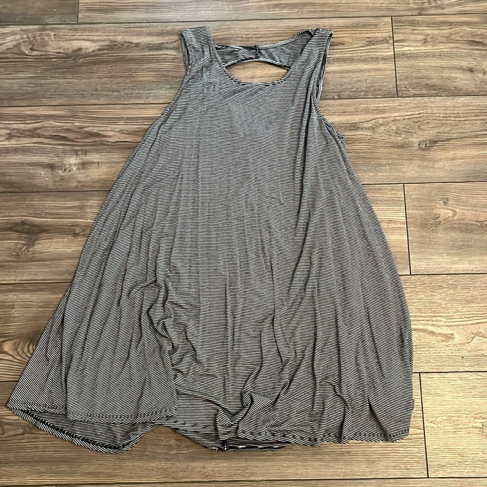 AEO Stretchy Black/White Striped Dress